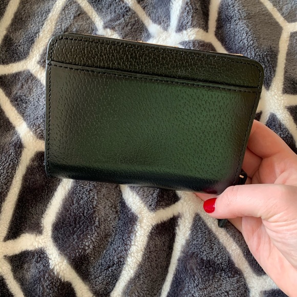 Kate Spade Wallet - Picture 2 of 4